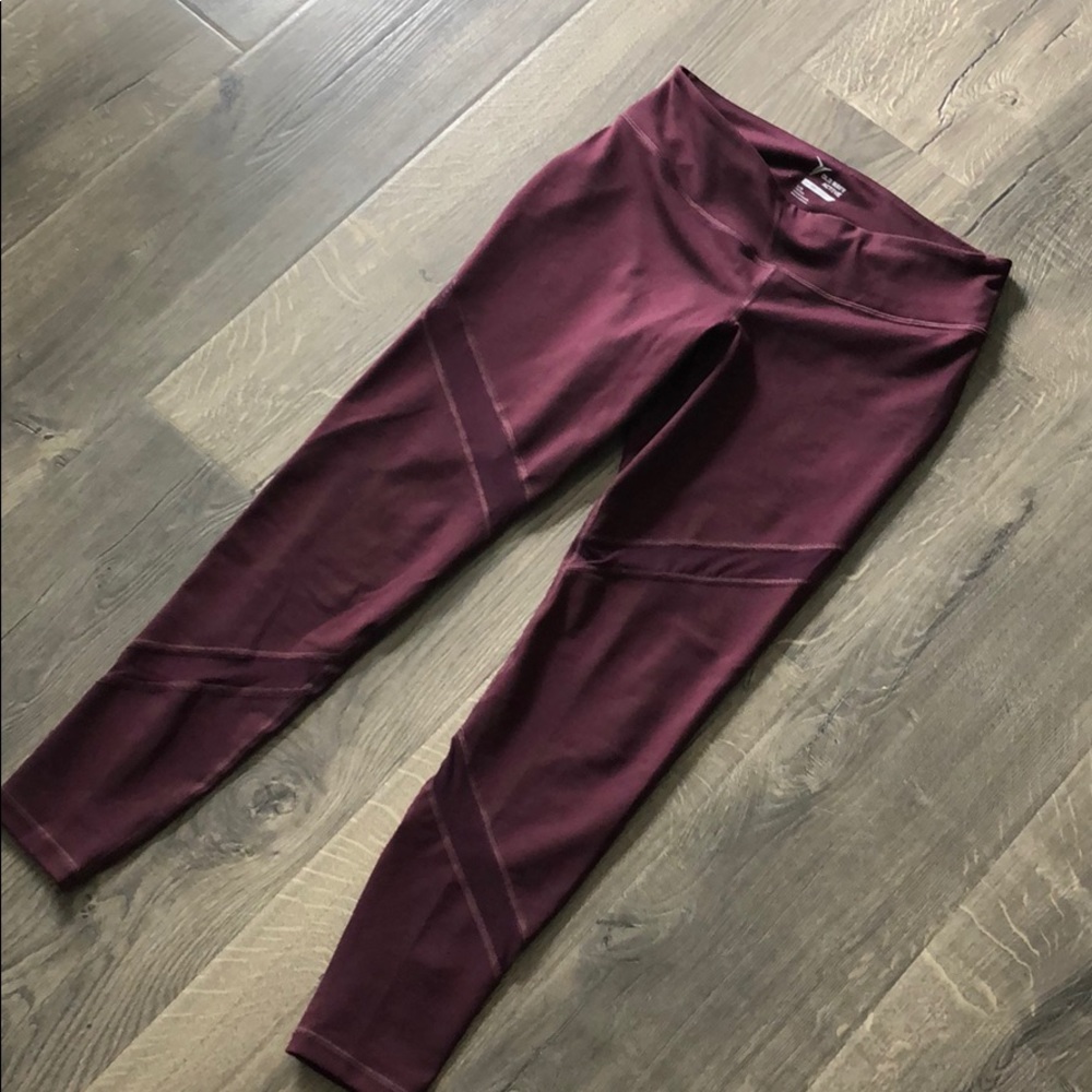 Old Navy Active Leggings PETITE